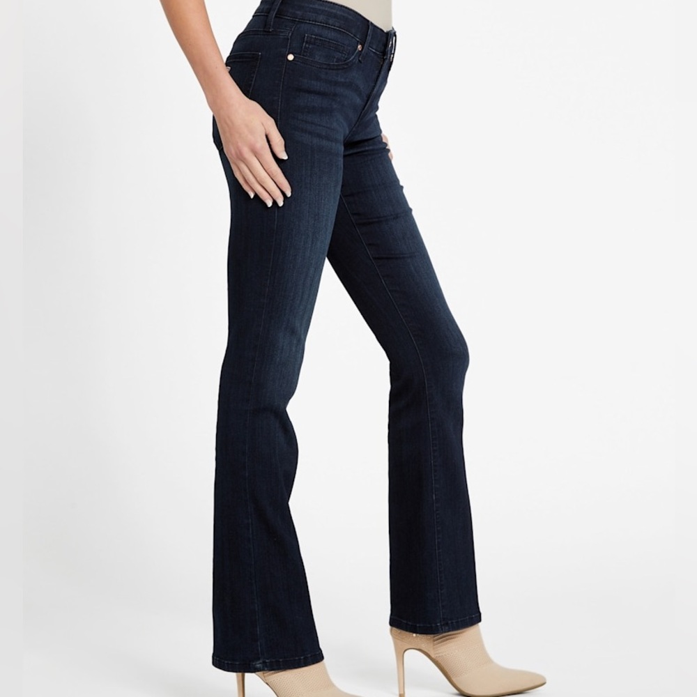 Guess Mid Rise Bootcut - Picture 3 of 7